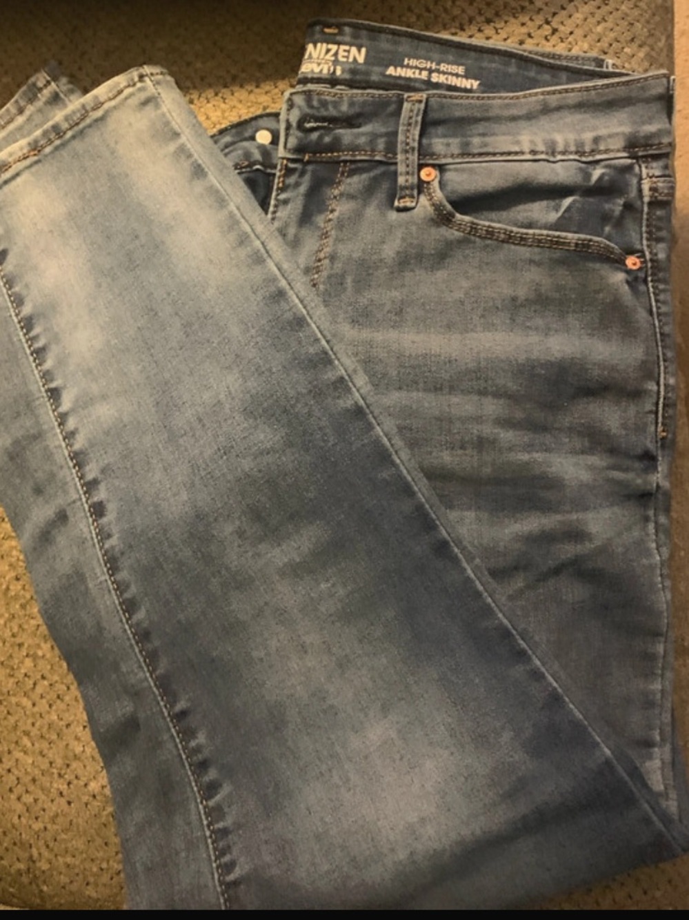 Levi's Denizen Women's High Rise Ankle Skinny Jeans-Light Wash Size 8M (29x32)